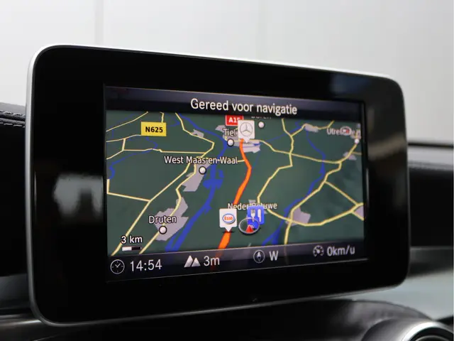 Mercedes-Benz GLC 220 d 4MATIC 2018 Diesel 41