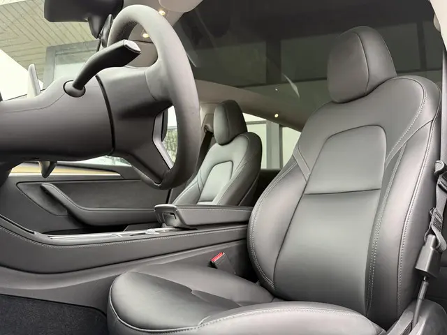 Tesla Model Y Range Plus 2022 Elektrisch 11