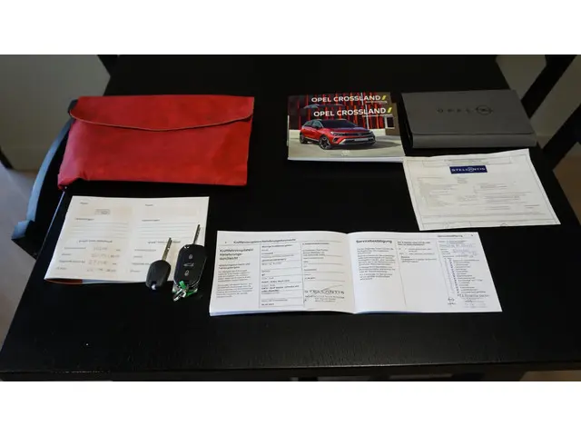 Opel Crossland 1.2 110pk Turbo GS-Line 2023 Benzine 22