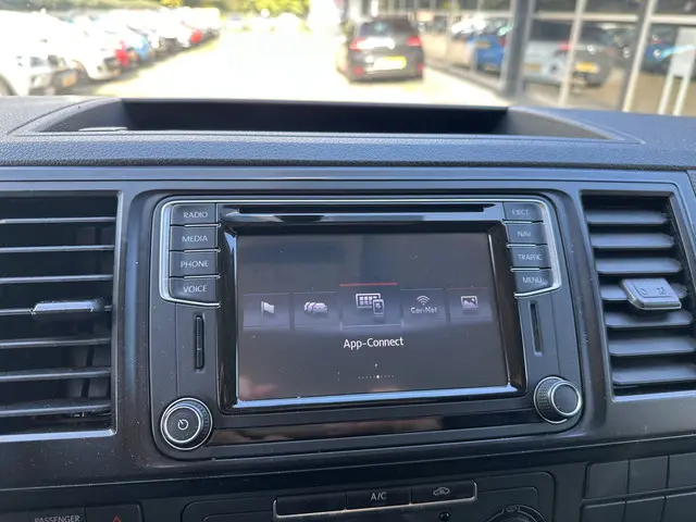 Volkswagen Transporter buscamper 2016 Diesel 22