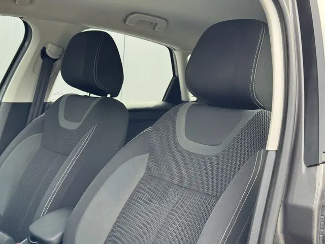 Citroën C4 1.2 PureTech Feel Collection 2015 Benzine 11