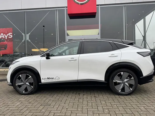 Nissan ARIYA 3