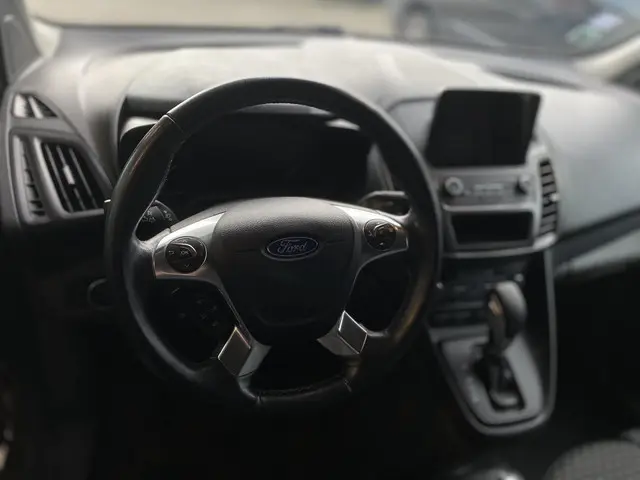Ford Transit Connect 1.5 EcoBlue L2 Limited 2020 Diesel 33