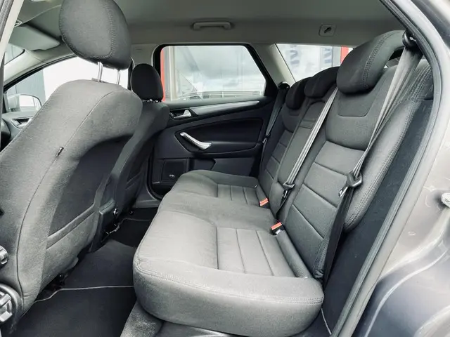 Ford Mondeo Wagon 1.6 Titanium 2014 Benzine 10