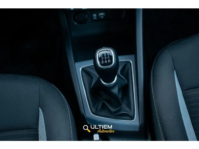 Hyundai i20 1.2 HP i-Motion Premium 2017 Benzine 13