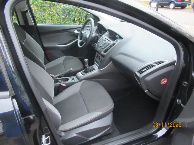 Ford Focus Wagon 1.0 EcoBoost Edition Plus 2014 Benzine 10