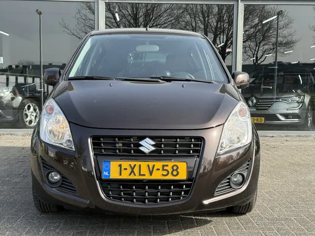 Suzuki Splash 1.2 Exclusive EASSS 2014 Benzine 14