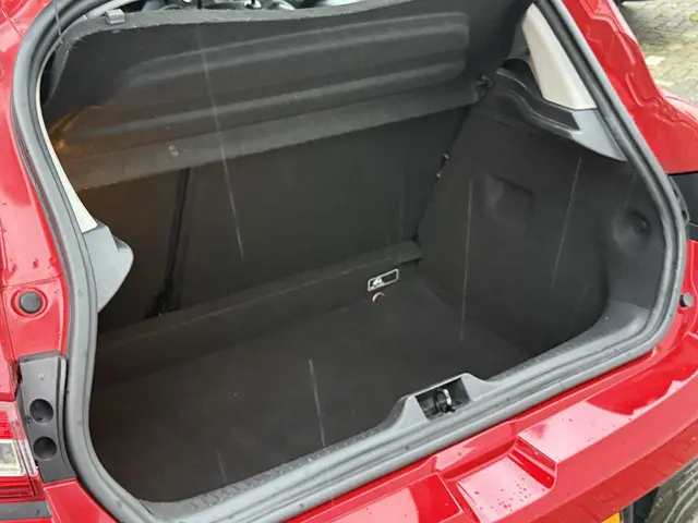 Renault Clio 0.9 TCe Expression 2013 Benzine 9