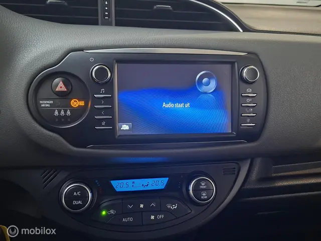 Toyota Yaris 1.5 VVT-i Active 2019 Benzine 18