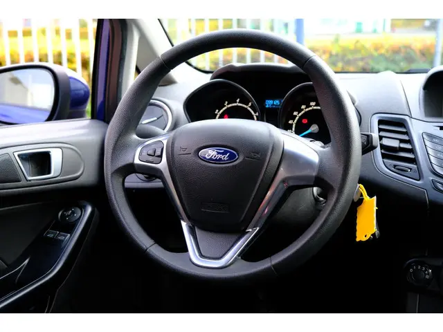 Ford Fiesta 1.0 Style 5-dsrs Navi|Airco|LMV 2015 Benzine 6