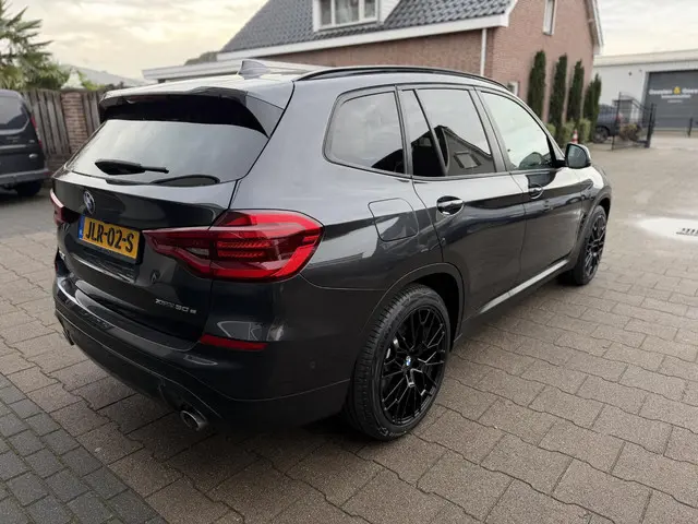 BMW X3 xDrive30e Executive 2021 Hybride Benzine 10