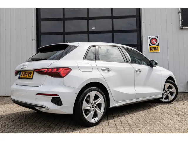 Audi A3 Sportback 35 TFSI Advanced edition 2021 Benzine 4
