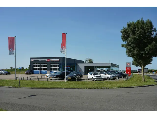 Mitsubishi ASX 1.6 PHEV AT Instyle 2023 Hybride Benzine 32