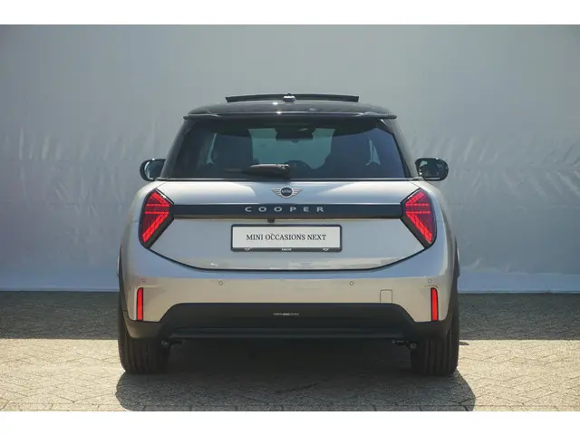 MINI 3-Deurs Cooper C 2024 Benzine 5