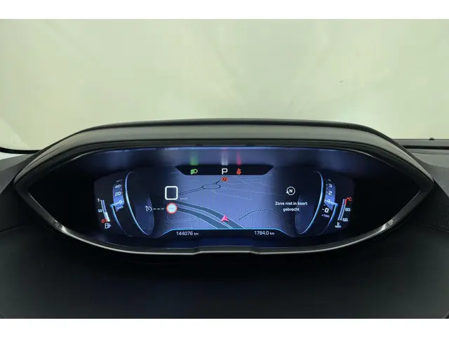 Peugeot 3008 1.6 e-THP Allure 2018 Benzine 37