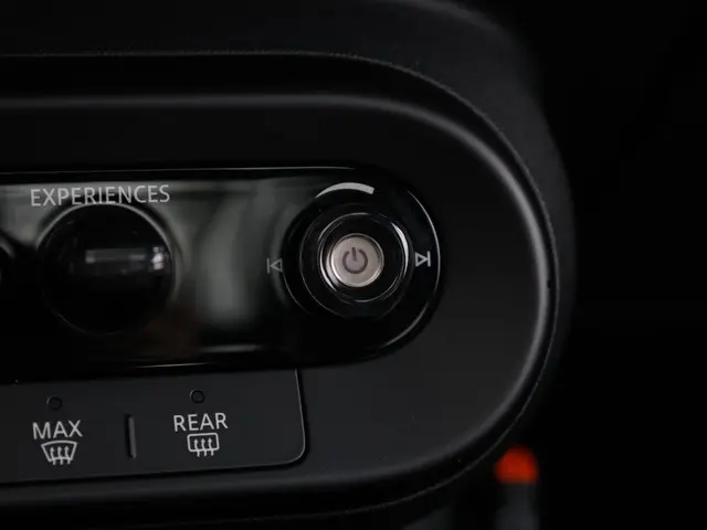 MINI 3-Deurs Cooper C 2025 Benzine 46