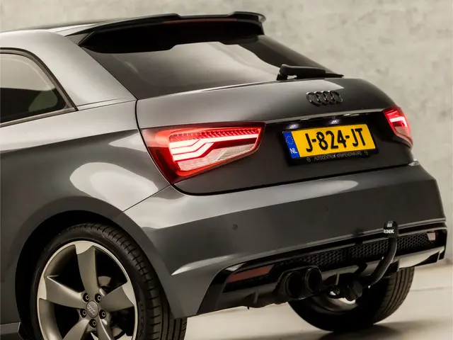 Audi A1 1.8 TFSI S-Line Sport 2015 Benzine 13
