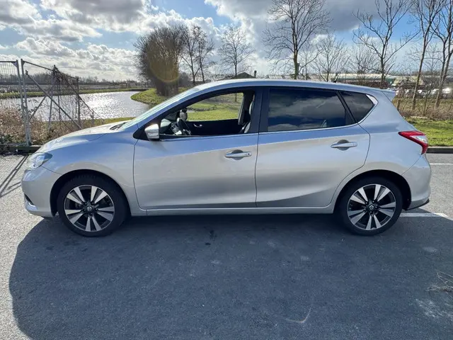Nissan Pulsar 1.2 DIG-T N-Connecta * AIRCO * 2016 Benzine 10