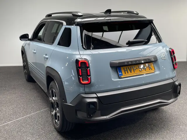 Renault 4 comfort range iconic 52 kWh 2025 Elektrisch 5