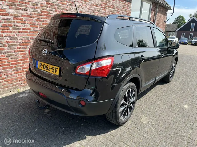 Nissan QASHQAI +2 2.0 360 4WD 2013 Benzine 5