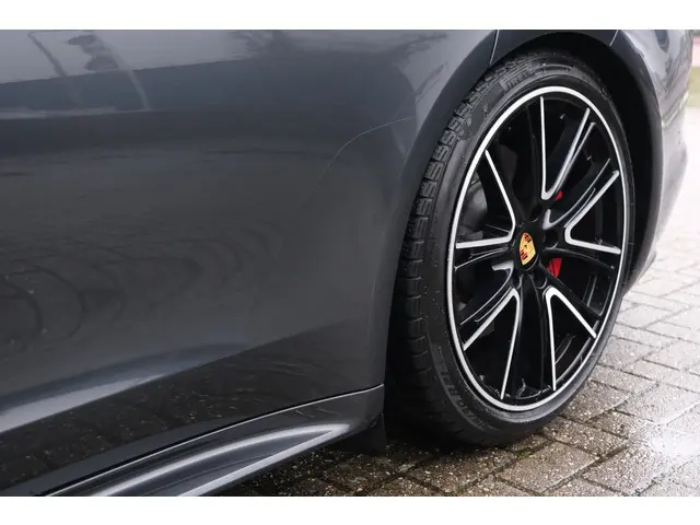Porsche Panamera Sport Turismo 4.0 GTS 2019 Benzine 73
