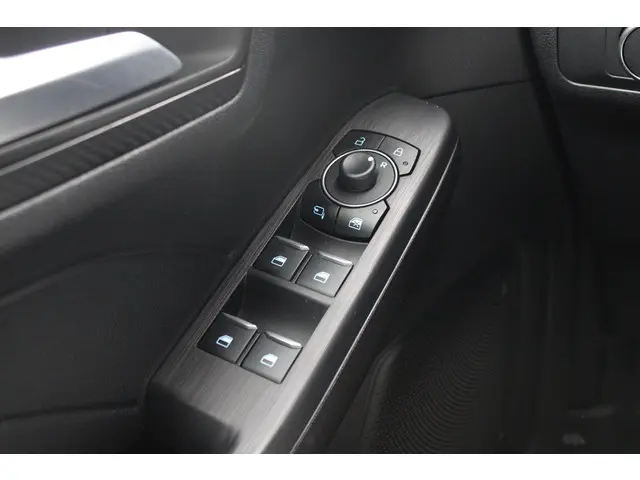 Ford Kuga 2.5 FHEV ST-Line 2024 Hybride Benzine 18