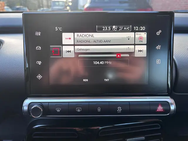 Citroën C4 Cactus 1.2 PureTech Business 2015 Benzine 33