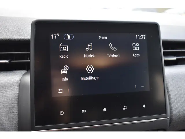 Renault Clio TCe 90 GPF evolution 2024 Benzine 19