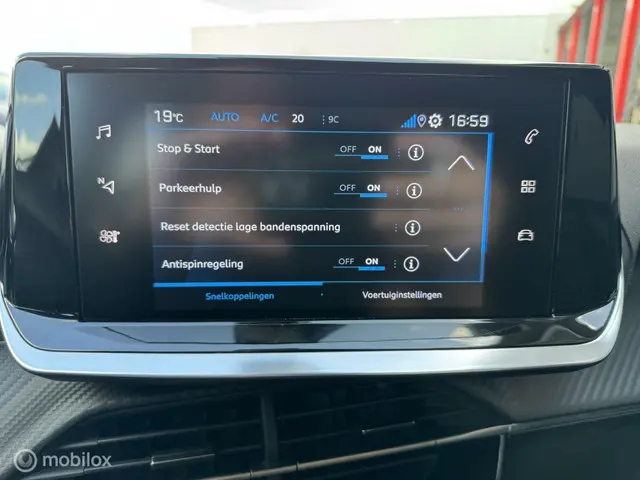 Peugeot 2008 1.2 PureTech Style 2023 Benzine 18