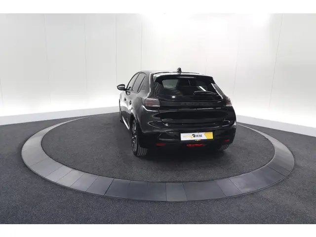 Peugeot 208 PureTech 100 Allure 2024 Benzine 12