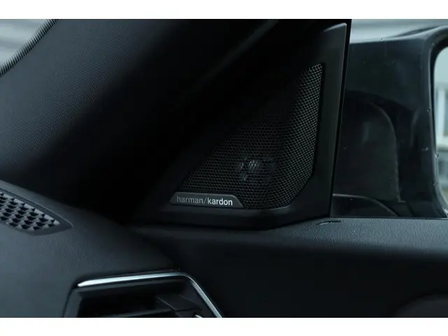 BMW 2 Serie Coupé M240i xDrive 2022 Benzine 34