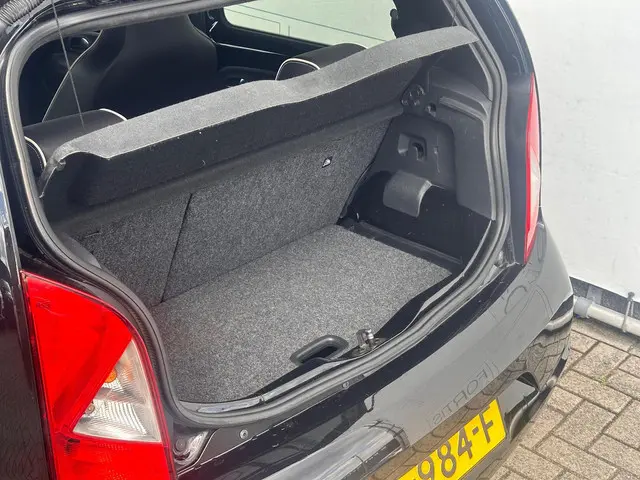 SEAT Mii 1.0 Mii by Mango 2016 Benzine 14