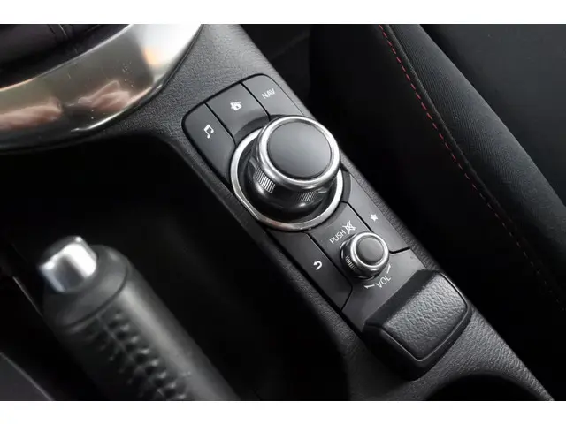 Mazda 2 1.5 115pk 6bak GT-M 2016 Benzine 28