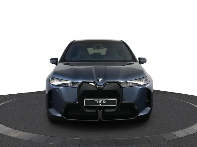 BMW iX xDrive45 2026 Elektrisch 13