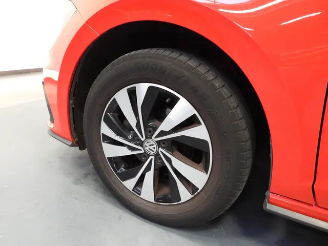 Volkswagen Polo 1.0 MPI R-Line 2019 Benzine 27