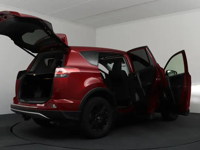 Toyota RAV4 2.5 Hybrid Energy Plus 2018 Hybride Benzine 37
