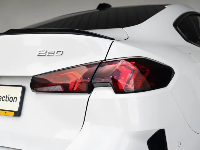 BMW 2 Serie Gran Coupé 220 2025 Benzine 14