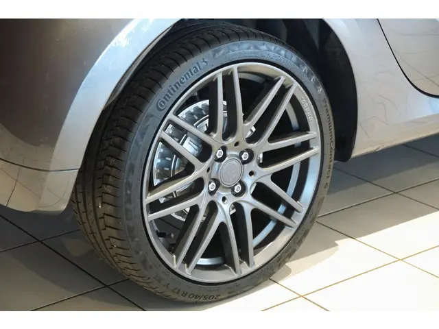 Smart Forfour EQ BRABUS Style 18 kWh 2019 Elektrisch 17