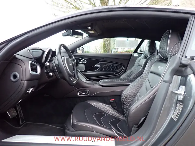 Aston Martin DBS 5.2 V12 Superleggera 2019 Benzine 9
