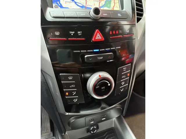 SsangYong Tivoli 1.6 Quartz 2016 Benzine 16