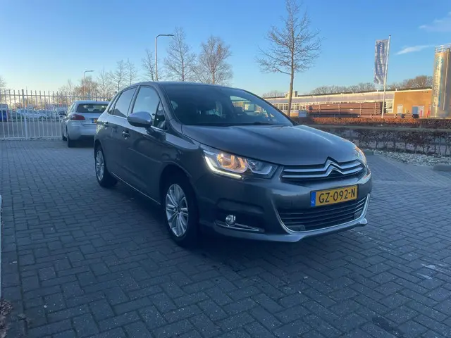 Citroën C4 1.2 PureTech Feel Collection 2015 Benzine 3