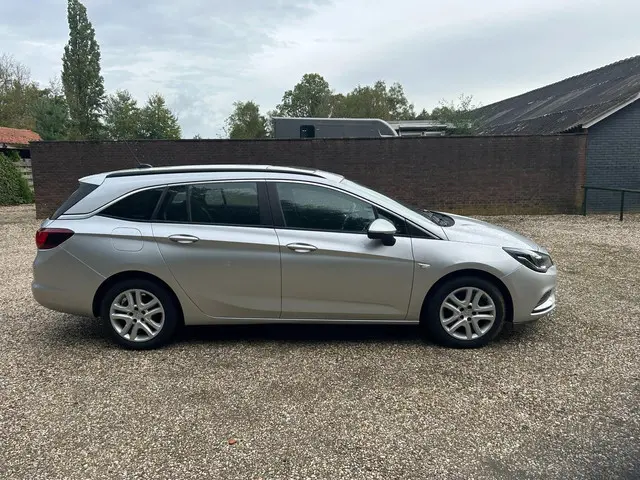 Opel Astra Sports Tourer 1.0 Turbo Business 2019 Benzine 6
