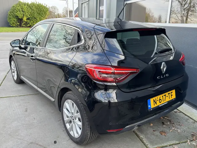 Renault Clio 1.0 TCe 92pk Intens 2022 Benzine 7