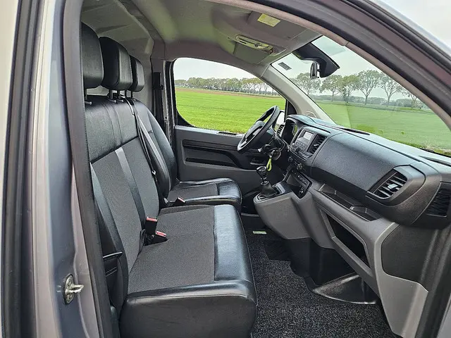 Opel Vivaro 1.5 2020 Diesel 7