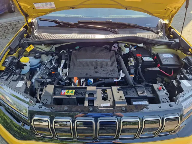 Jeep Avenger Longitude 54 kWh 2023 Elektrisch 32