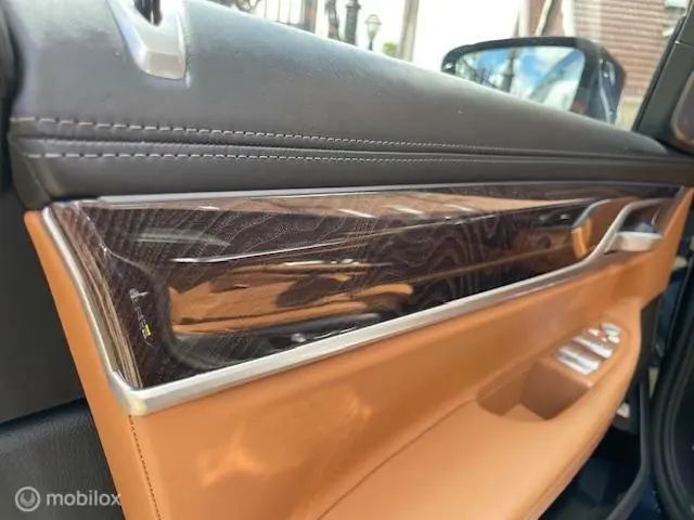 BMW 7 Serie 745e 2019 Hybride Benzine 86