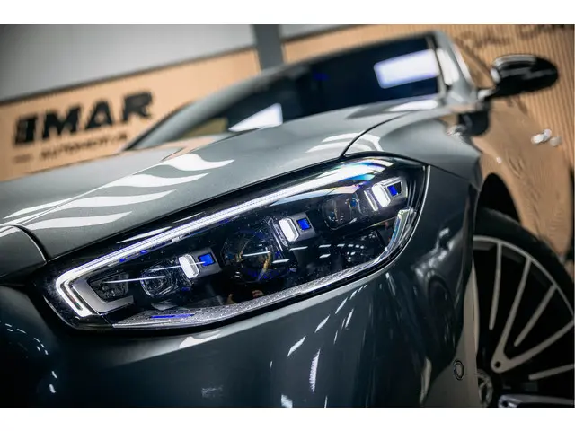 Mercedes-Benz S-Klasse 500 4MATIC 2021 Hybride Benzine 32