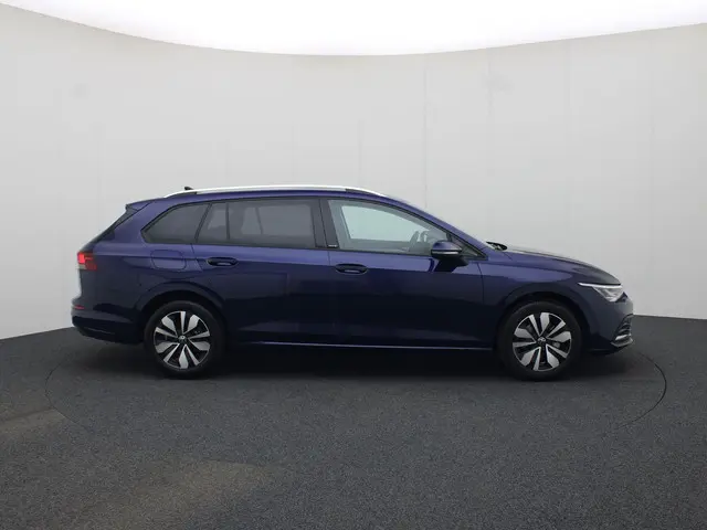 Volkswagen Golf Variant 1.0TSI/110PK Move 2024 Benzine 3