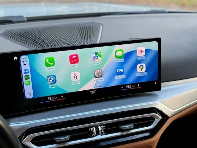 BMW 3 Serie Touring 330e xDrive 2023 Hybride Benzine 15