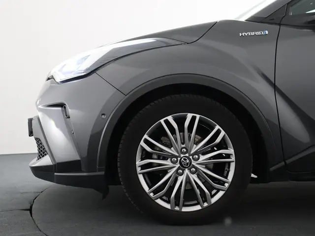 Toyota C-HR 1.8 Hybrid Active 2021 Hybride Benzine 12